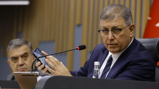 baskan-tugay-yetkiyi-merkeze-toplamak-tarihi-hata-iB7AqyUB.webp