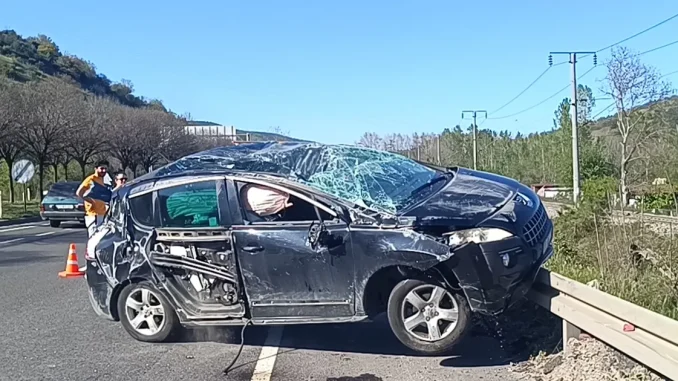 bilecikte-takla-atan-otomobilde-1-kisi-yaralandi-sOBpJ4hR.webp